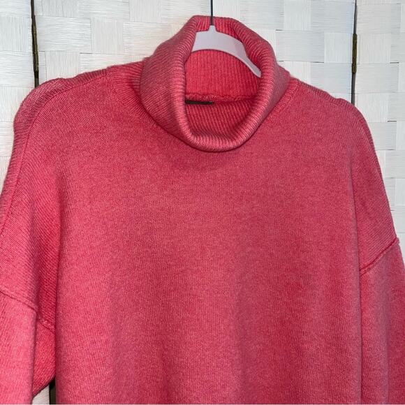 Vince Camuto Women's Turtleneck Sweater Size Small Hot Pink Soft Barbie Spring - Picture 3 of 11